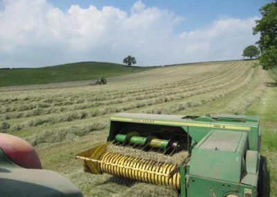 Cravenbale Haylage | John Deer Baler | Pot Haw Farm